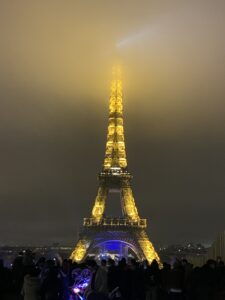 romantic eiffel tower